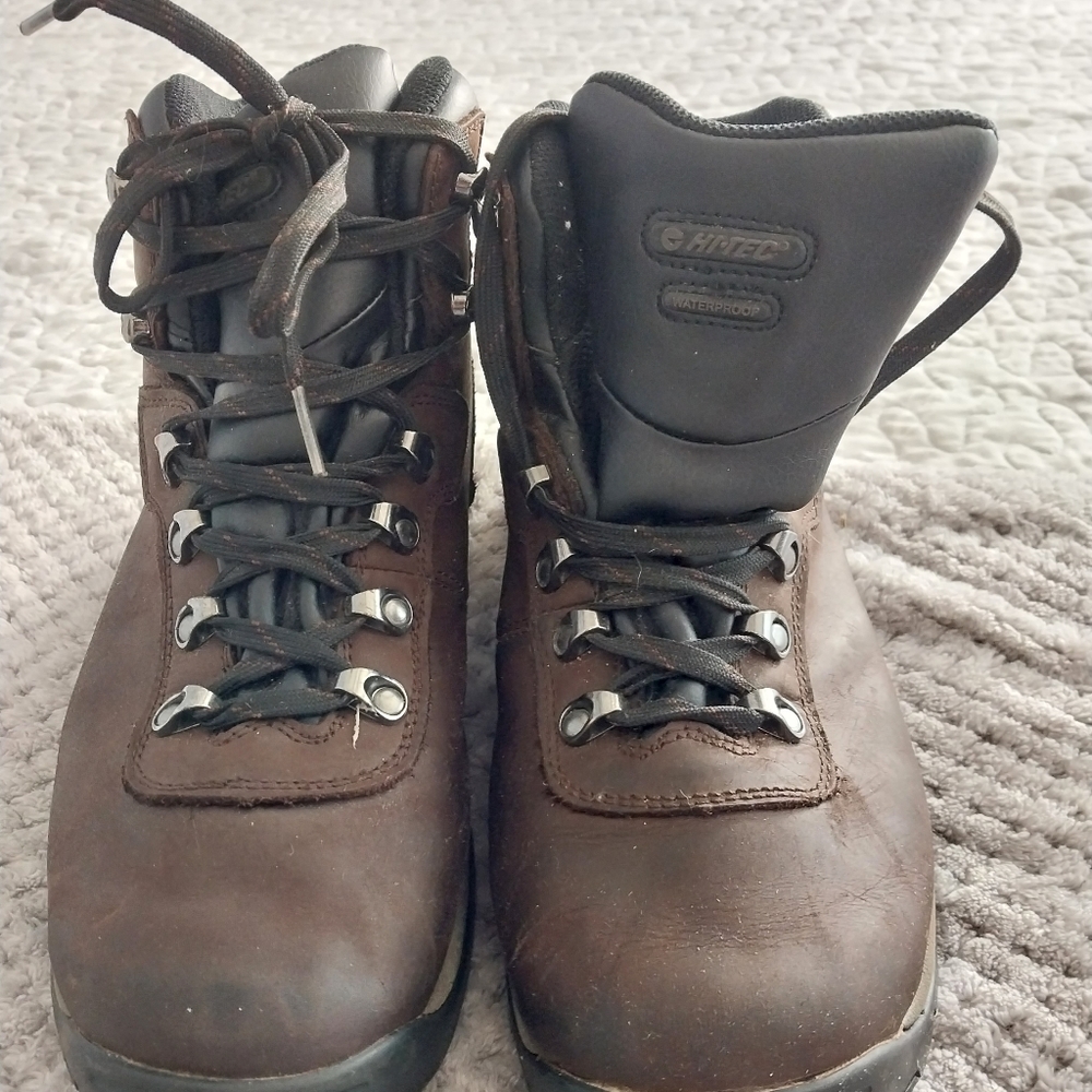 Men's Hi Tech Altitude IV WP M Waterproof Hiking Boot. Size 9